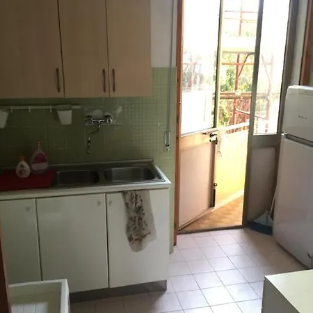 Shila House Apartamento *